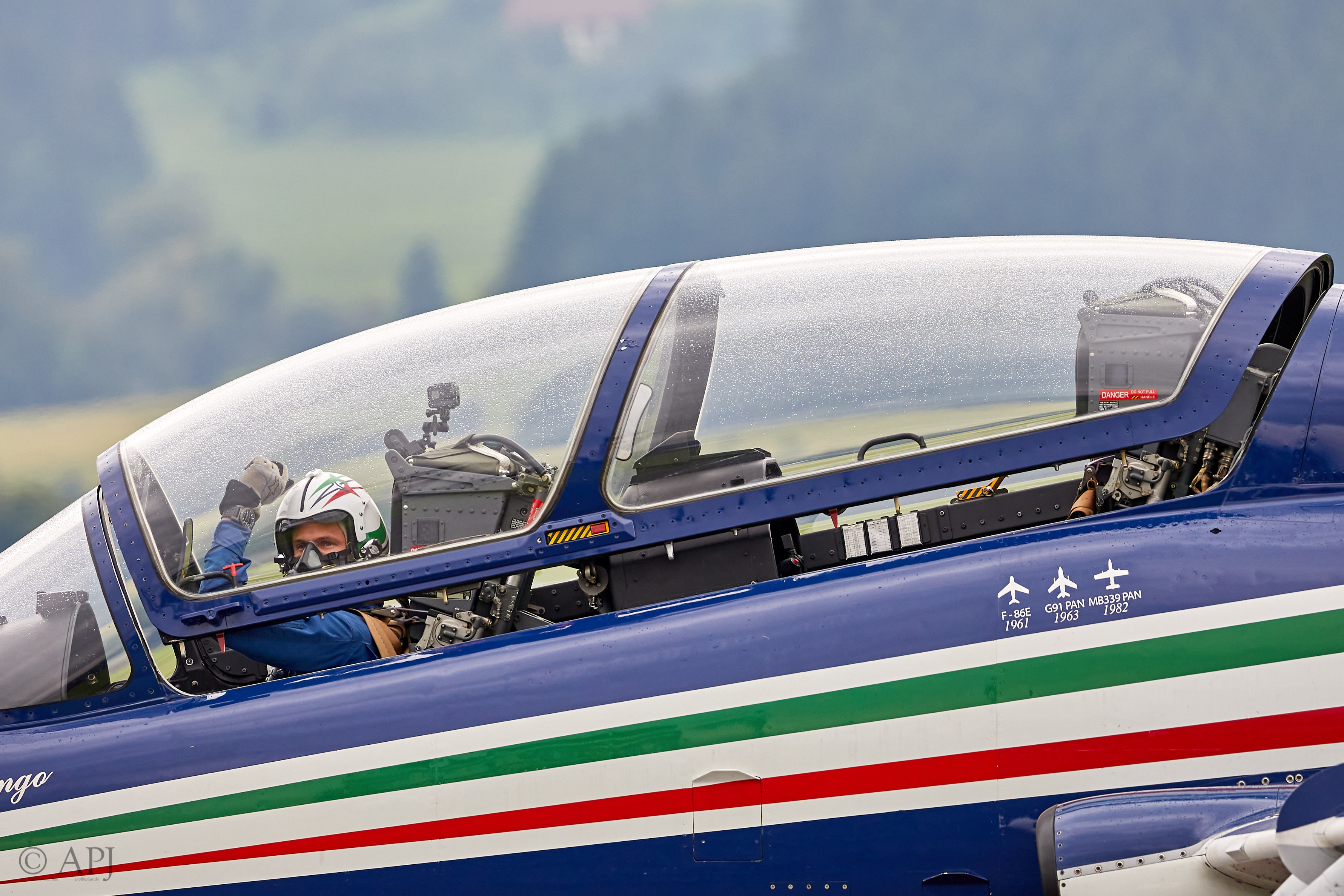 1964 APJ 8436 Airpower 2019