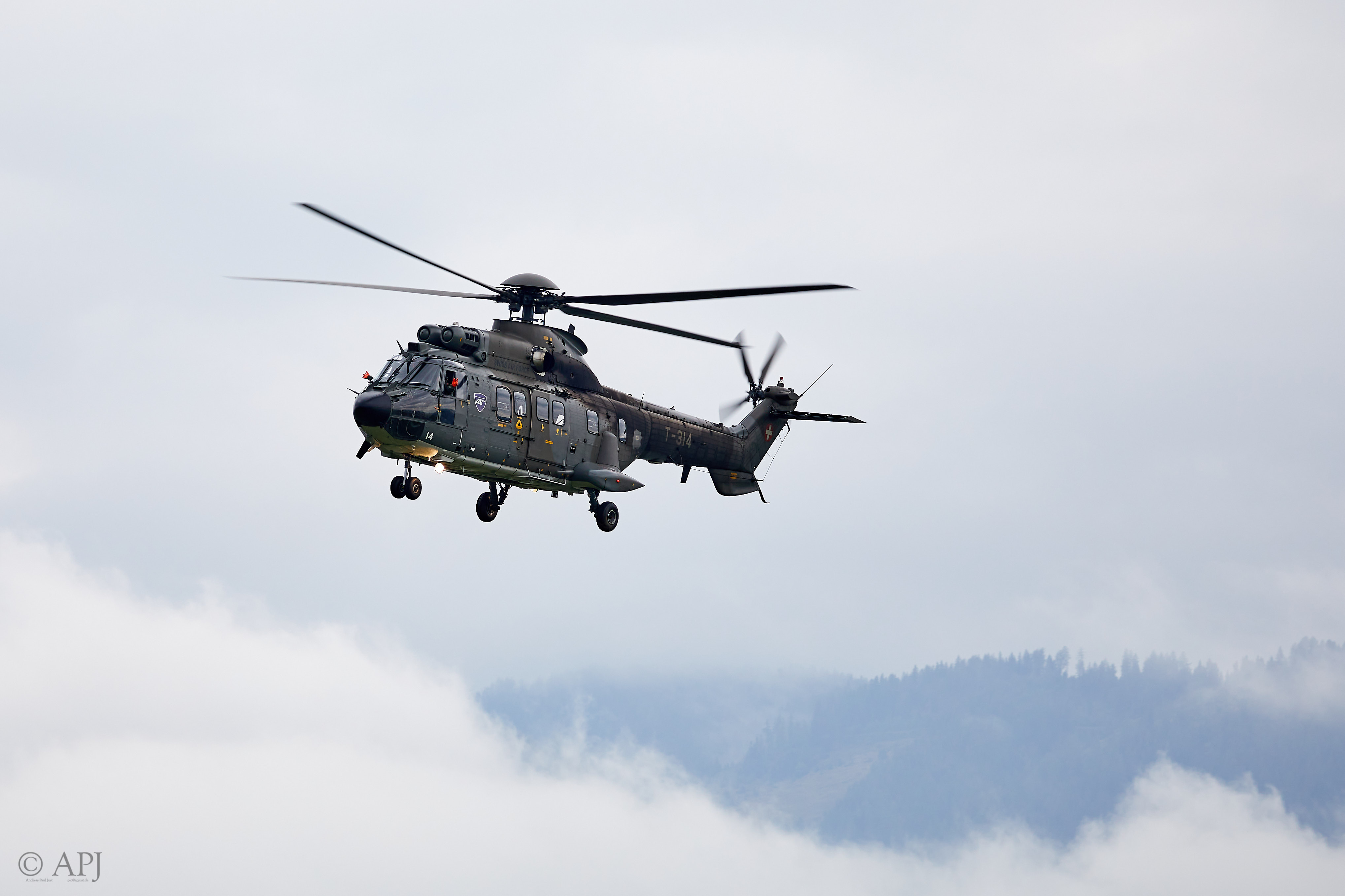 2018 APJ 8490 Airpower 2019