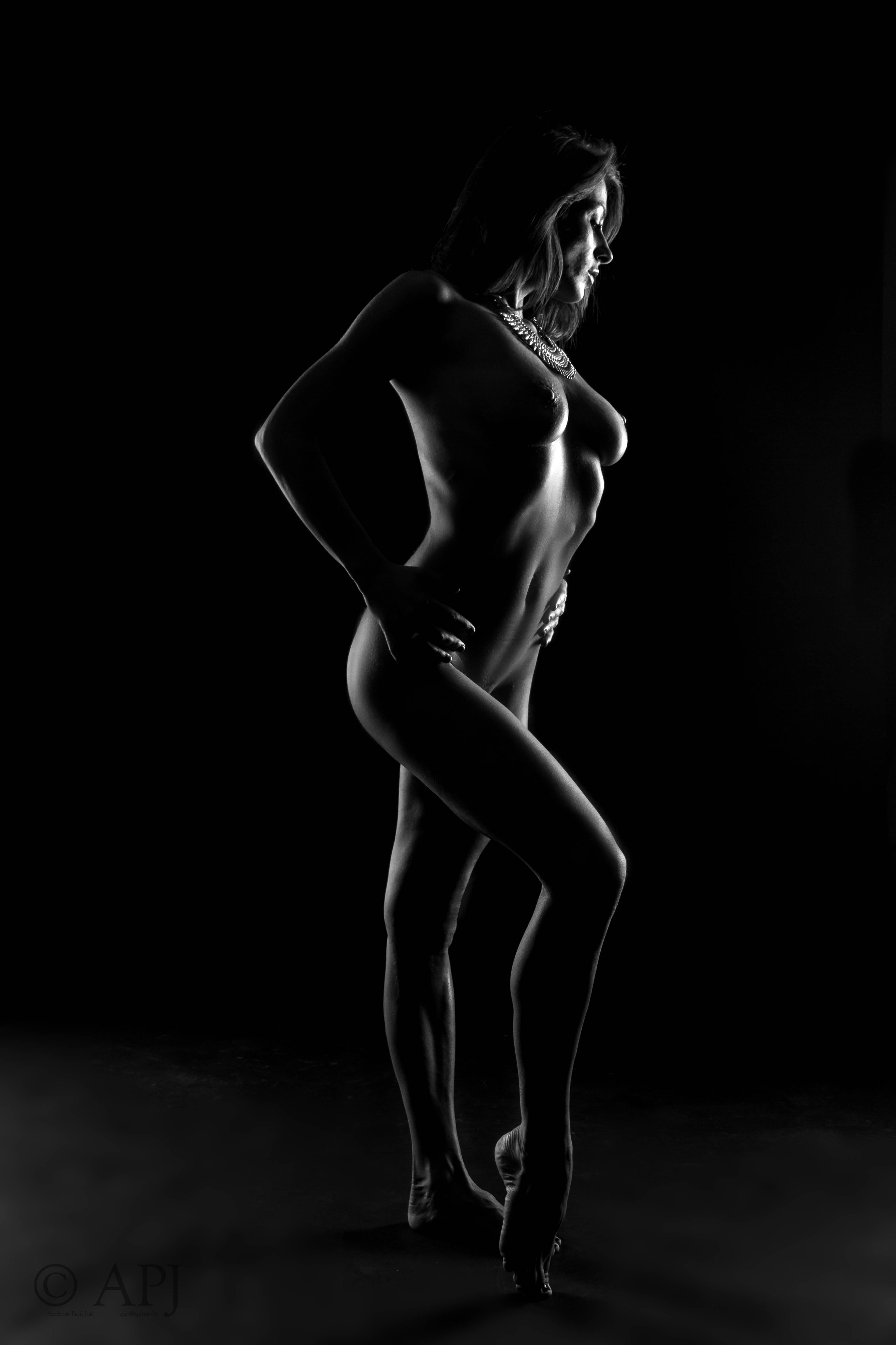 Session Simeth Akt lowkey 8094 Bearbeitet