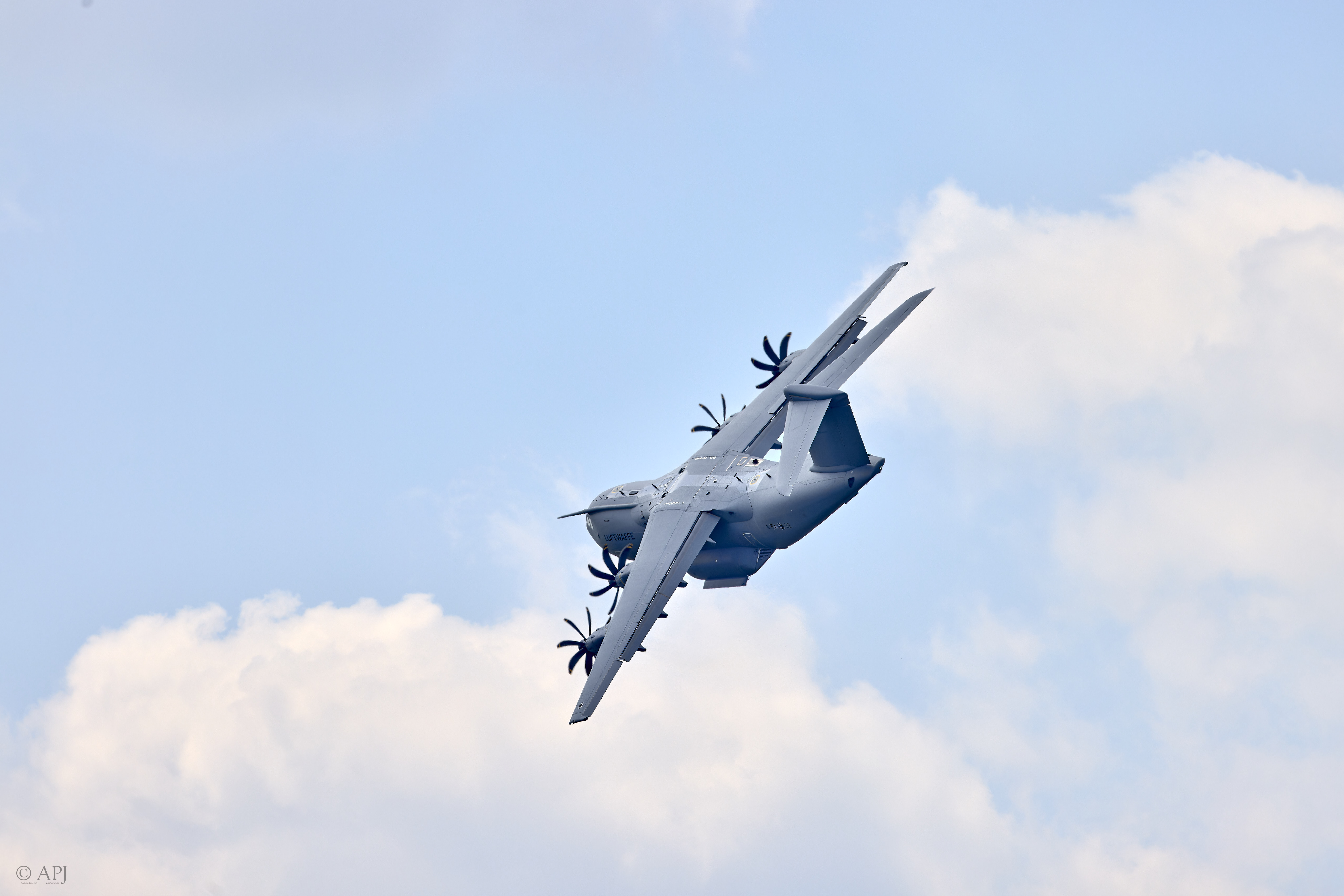 277 APJ A7A0785 CR3  DX3