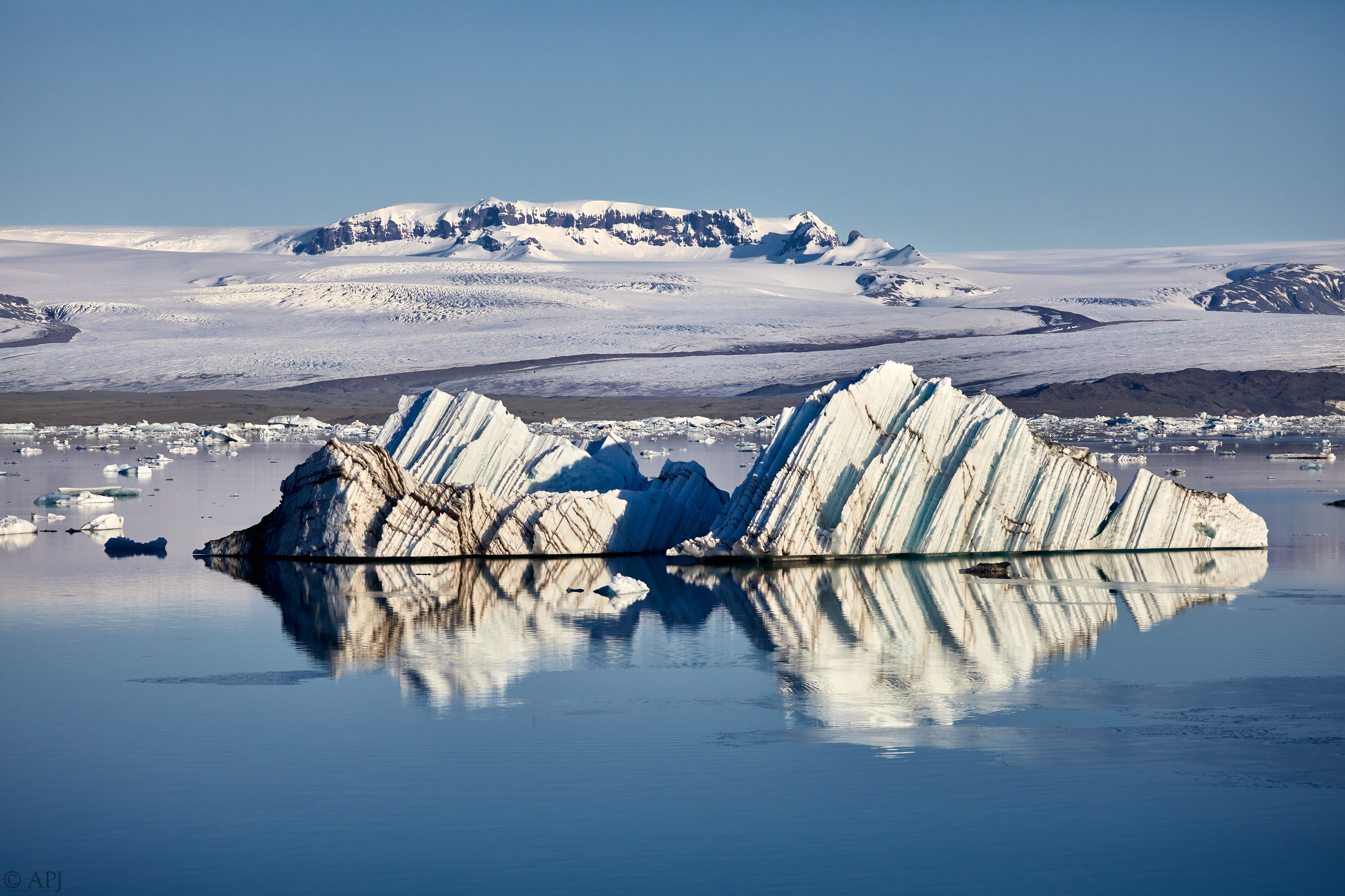 1510  073053000741 APJ 5848