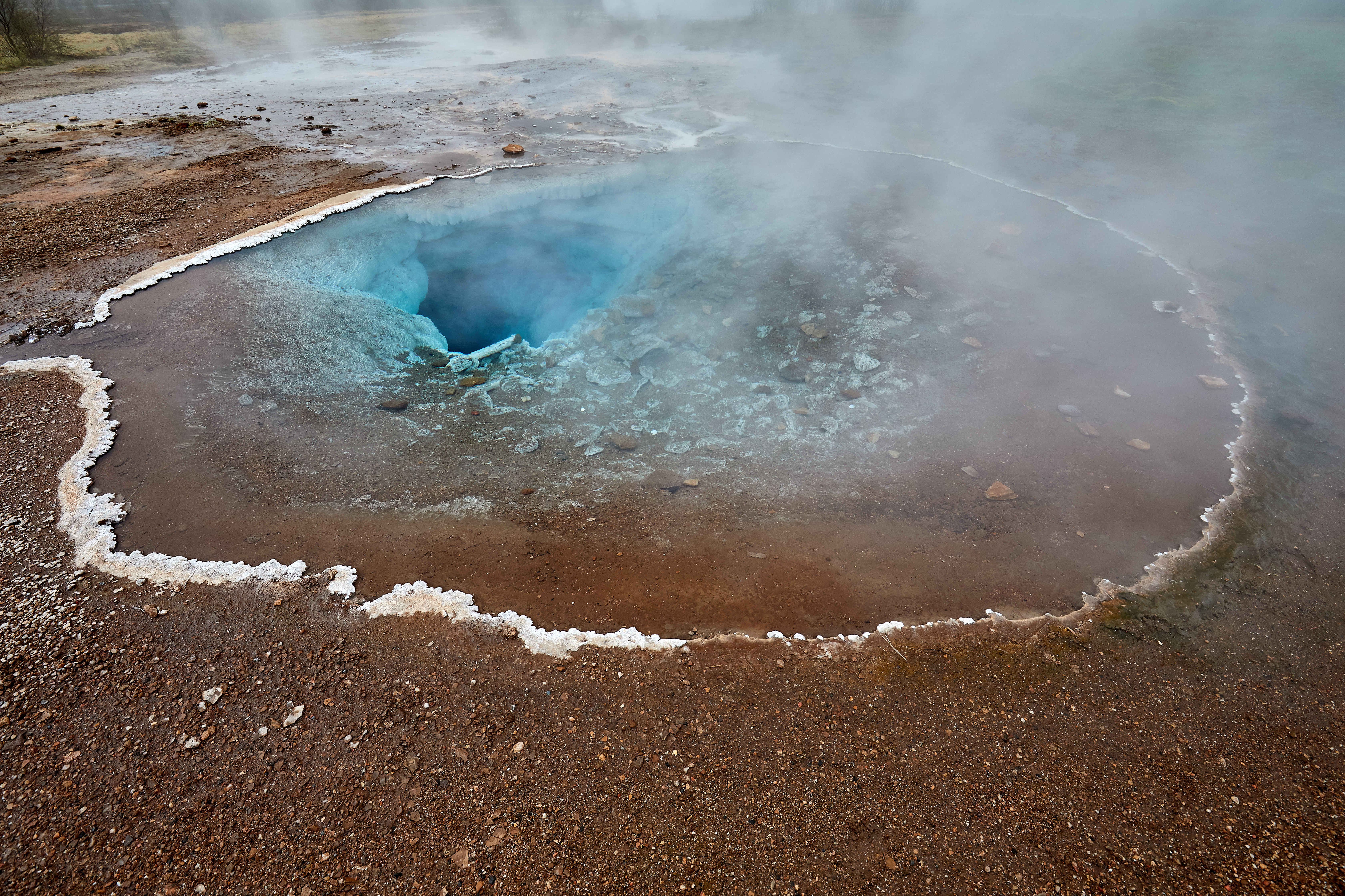 216  073053000741 APJ 4548