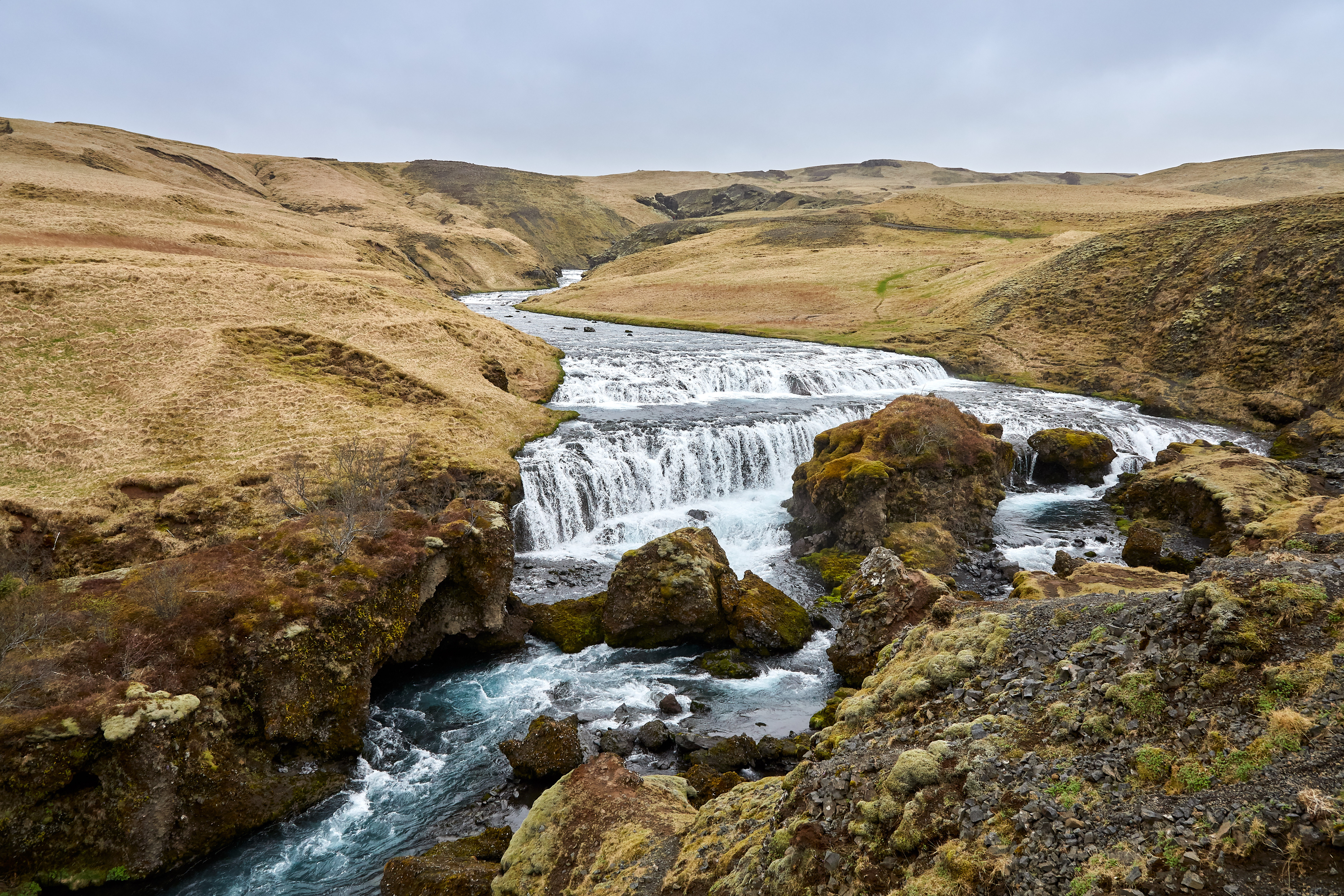 553  073053000741 APJ 4889